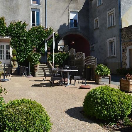Logis Le Bretagne Hotell Sillé-le-Guillaume Eksteriør bilde
